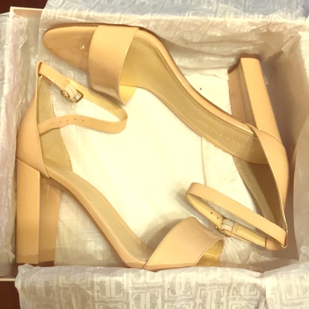 Ivanka Trump Womens Emalyn